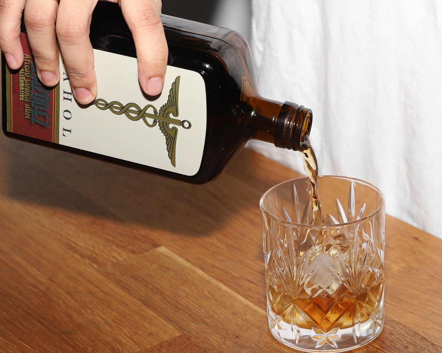VELÁZQUEZ | non-alcoholic añejo Cuban rum alternative