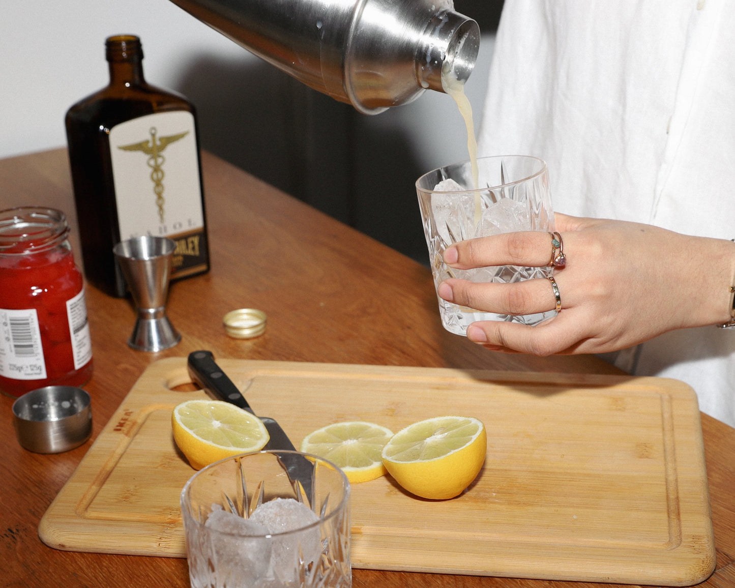 MAGGIE BAILEY | non-alcoholic bourbon alternative